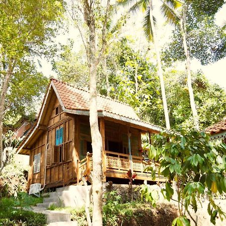 Green Vanilla Bungalow Sidemen  Exterior photo